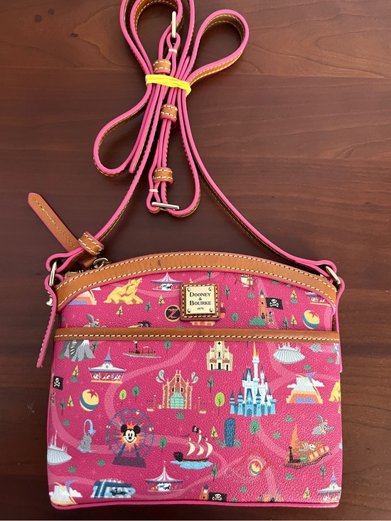 Dooney & Bourke Handbags - Dooney & Bourke 2020 Disney “Park Life” Leather Crossbody Bag